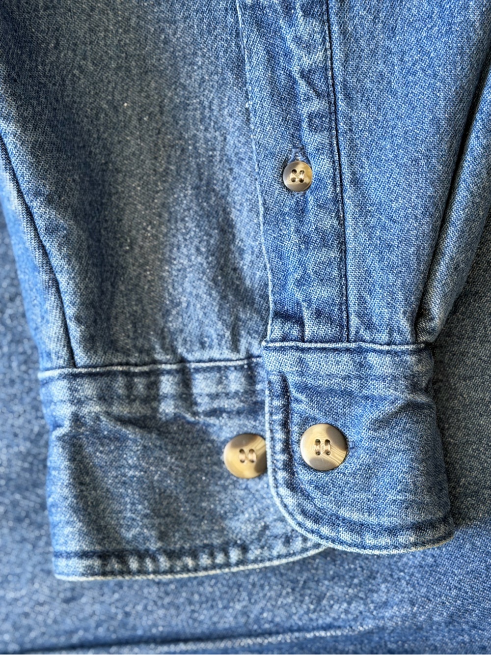 Men's Blue Denim Button-Down Shirt Jacket - Picture 9 of 9